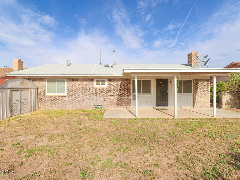 11052 Middledale St — Photo 5