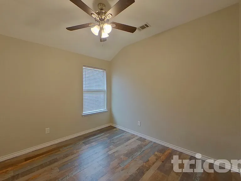 157 Spring Hollow Dr — Photo 11