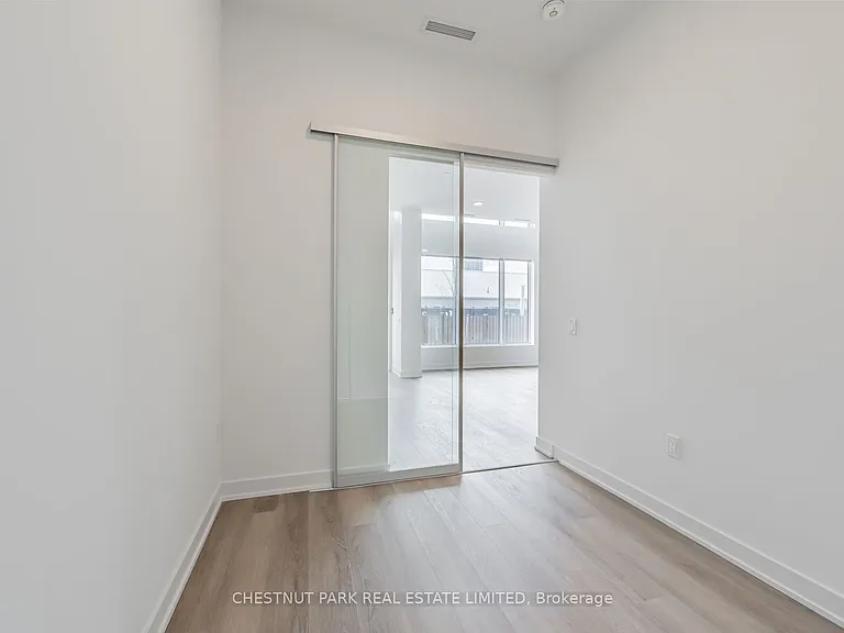 9 Tecumseth St #107 — Photo 19