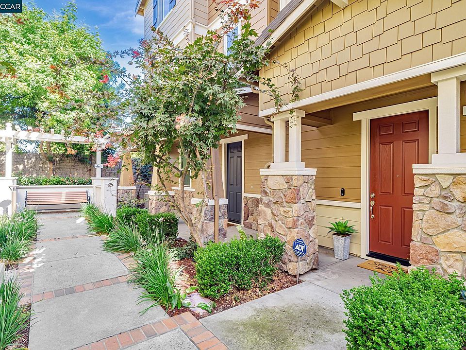 1st image of 6555 S Mariposa Ct