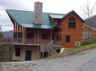 360 Chimney Rdg, Topton, NC 28781