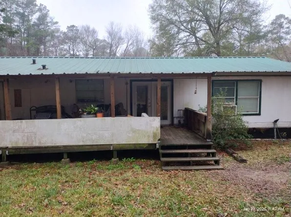 180 The Woods Rd, Coldspring, TX 77331