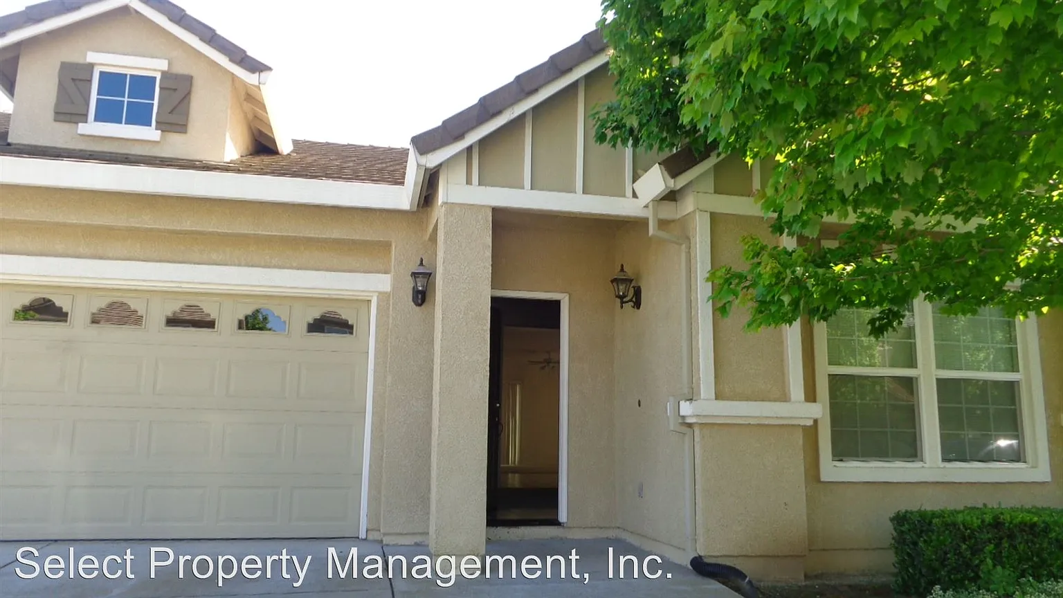 1164 John Wayne Dr photo 1