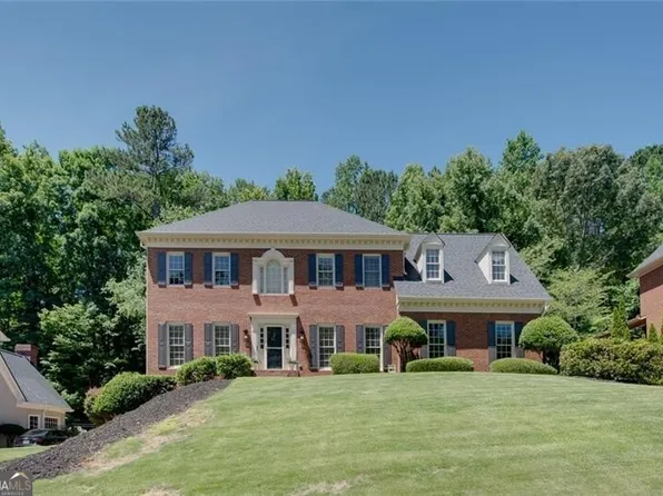 5802 Revington Dr, Peachtree Corners, GA 30092