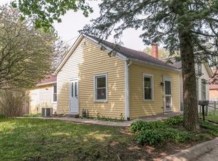720 E Bloomington St, Iowa City, IA 52245