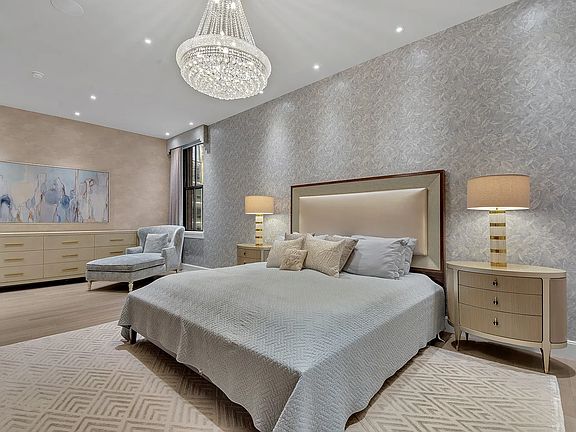 5th image of 100 Barclay St APT 14G