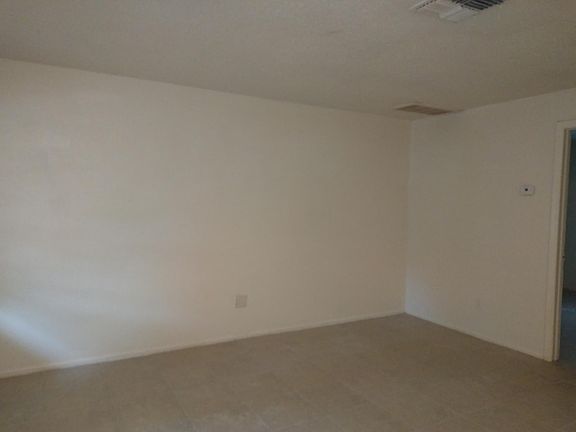3rd image of 12211 N 59th St