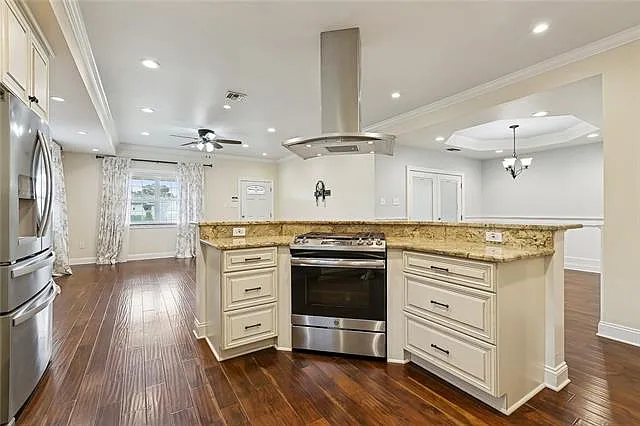 4217 Pratt St — Photo 9