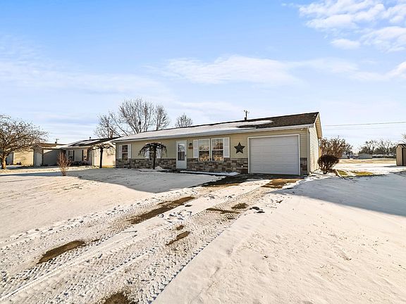 3rd image of 1306 Sunnyglenn Ct