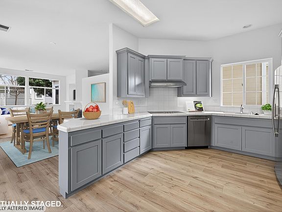 4th image of 6539 Pine Valley Drive