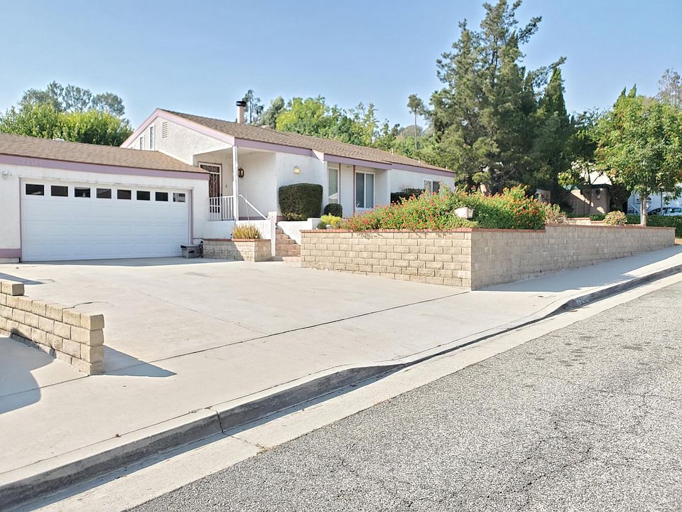 1st image of 28017 Lakehurst Ave