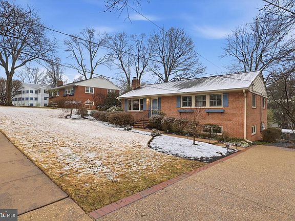 3rd image of 7921 Ellet Rd