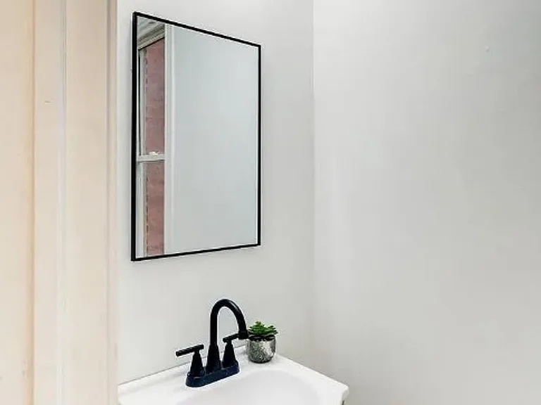 34 W New St — Photo 10
