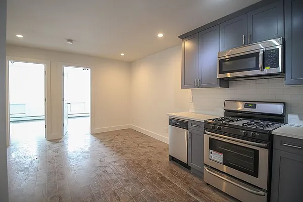 Rented by Next Door Realty NYC | media 24