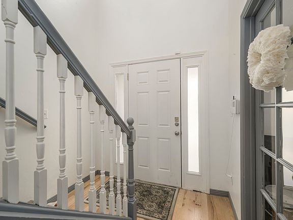 2nd image of 1735 S Spring Creek Ranch Rd