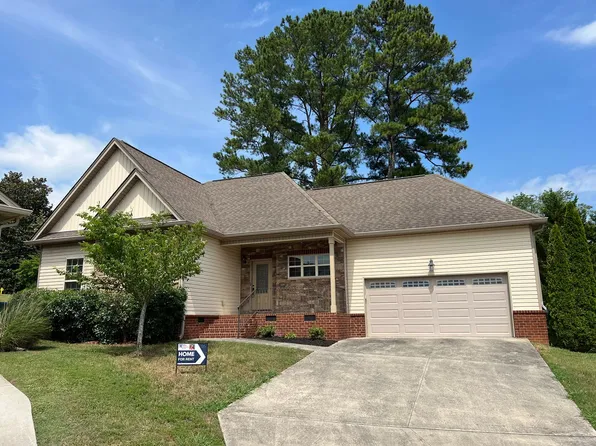 5351 Asher Village Dr, Ooltewah, TN 37363