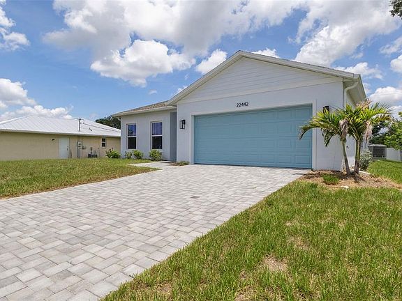 4th image of 22442 PEACHLAND BOULEVARD