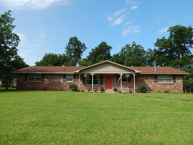 1st image of 102 Eastwood Dr