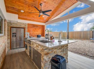 16127 Forest Way Dr, Houston, TX 77090