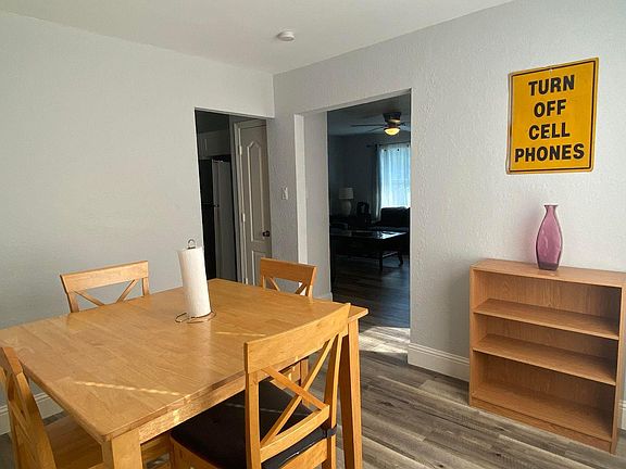 5th image of 2915 Palm St #15