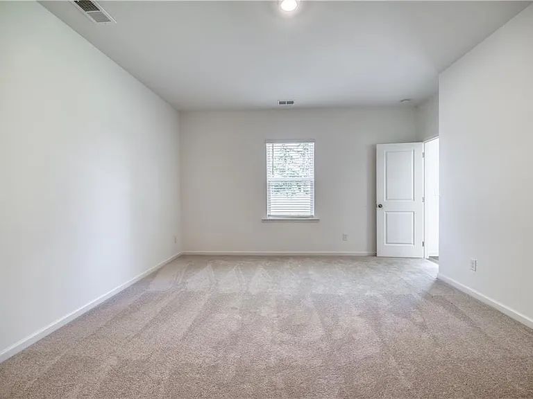 49 Kestrel Dr — Photo 12