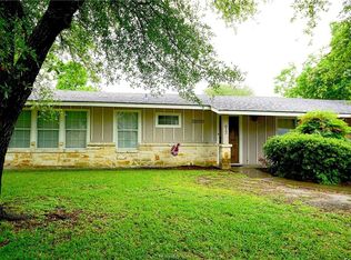 612 Fairview Ave, College Station, TX 77840