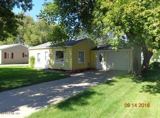 811 3rd Ave NW, Watertown, SD 57201