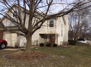 605 Cobblestone Ct, Elgin, IL 60120