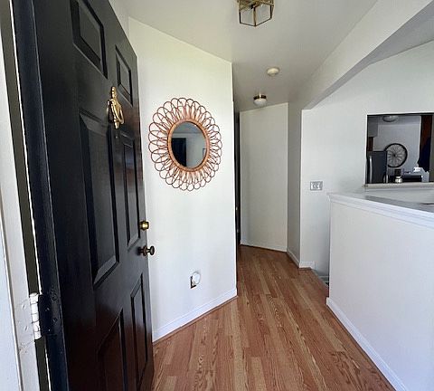 2nd image of 9005 Castle Point Dr