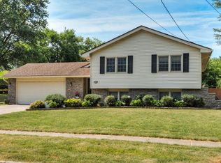 3224 Summit Vista Dr, Des Moines, IA 50321