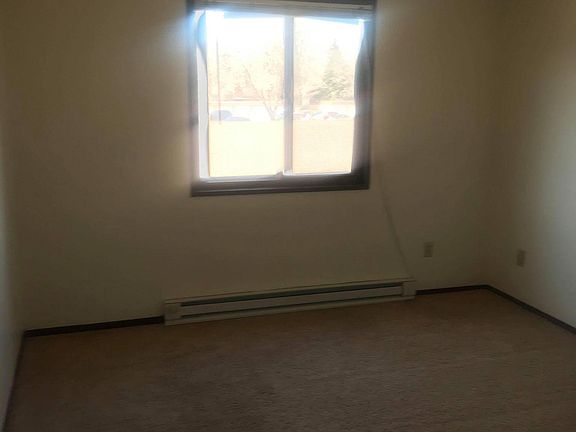 4th image of 1220 28th Ave S #304