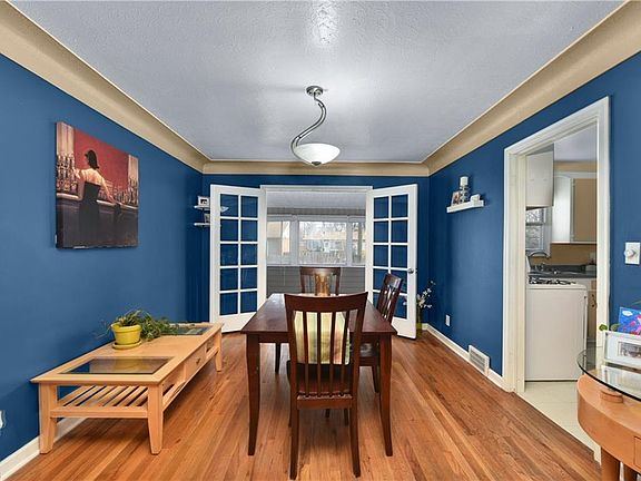5th image of 3301 Rocky River Dr