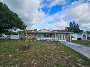 1918 Villa Rosa Dr, Holiday, FL 34690