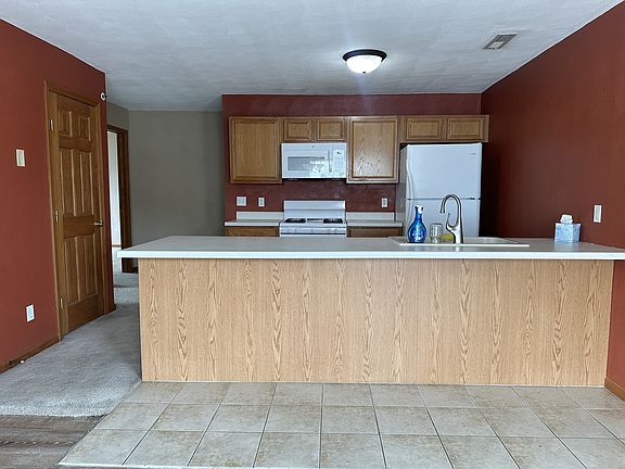 4th image of 10190 Monarch Rd Unit 1