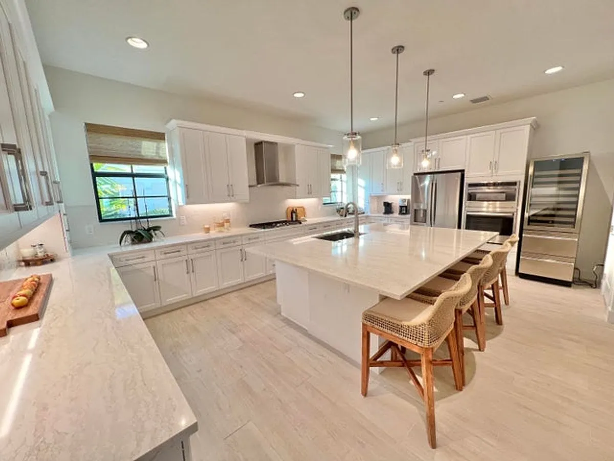 Building Photo - 5252 Beckman Ter