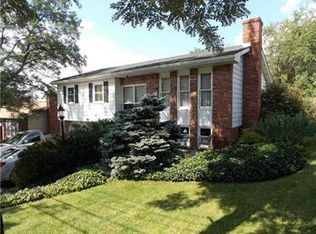 3135 Locust Ave, Aliquippa, PA