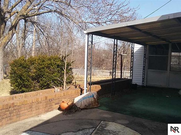 5th image of 3706 Saratoga St