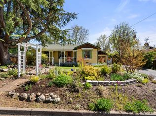 1427 NW Washington Blvd, Grants Pass, OR 97526