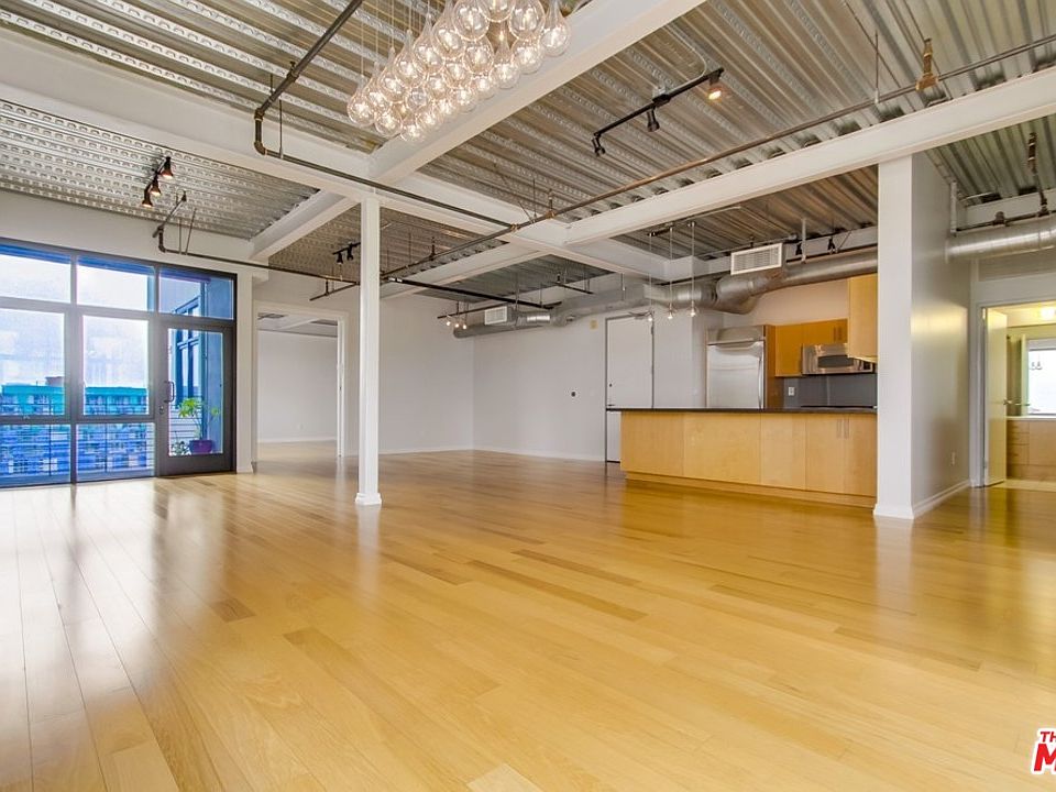1st image of 330 W 11th St APT 602