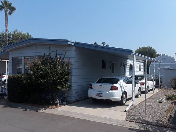 3rd image of 2300 E Valley Pkwy Space 136