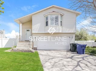 3059 S Putnam Ct, West Valley City, UT 84128