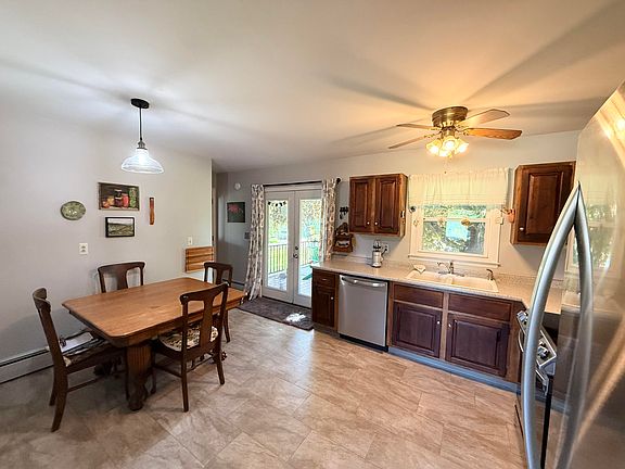 5th image of 5 Laflure Ln