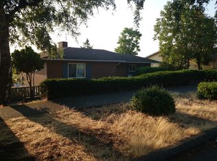 9016 Linden Ave N, Seattle, WA 98103