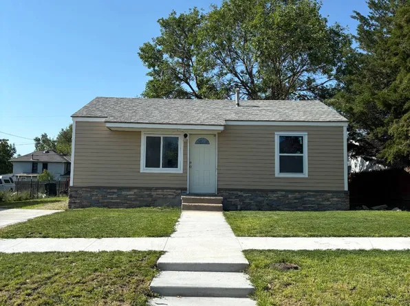 770 W 8th St, Colby, KS 67701