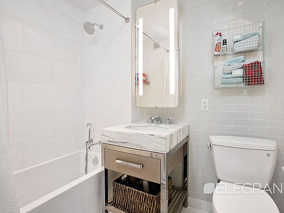 5th image of 389 E 89th St APT 16B