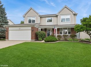 1216 Sterling Dr, Mundelein, IL