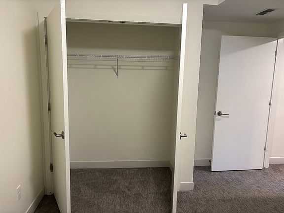 4th image of 11 Fuller Ave SE #203
