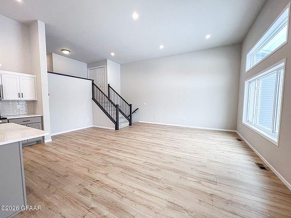 3rd image of 1802 41st Ave S