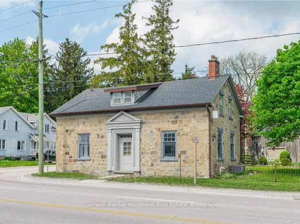 52 Brock Rd S, Puslinch, ON N0B 2J0