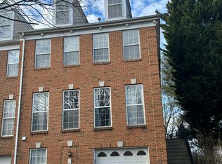 204 Fountain Green Ln, Gaithersburg, MD 20878